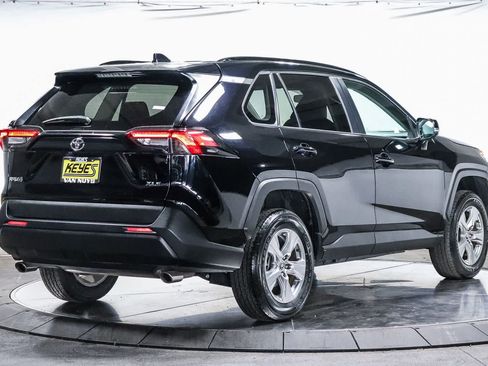 Certified 2024 Toyota RAV4 XLE FWD image 5