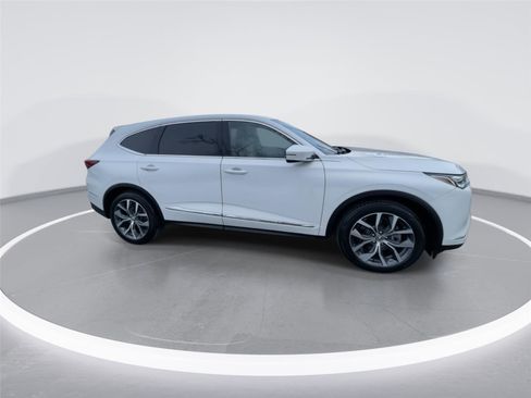 Used 2023 Acura MDX SH-AWD w/ Technology Package image 9