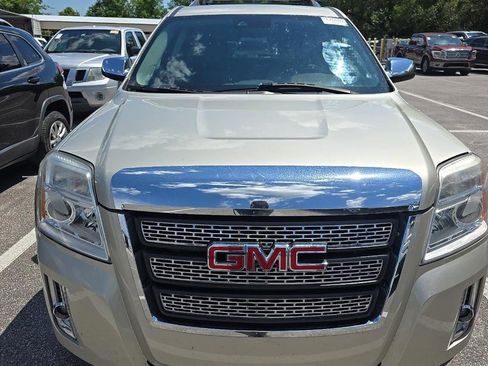 Used 2015 GMC Terrain SLT FWD image 2