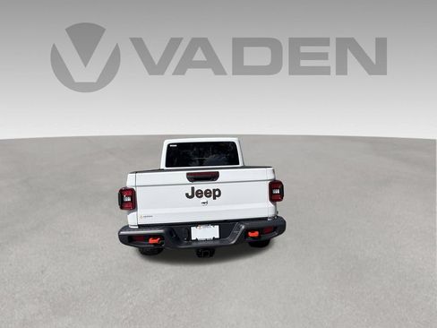 New 2026 Jeep Gladiator Mojave w/ Safety Group AWD/4WD image 4