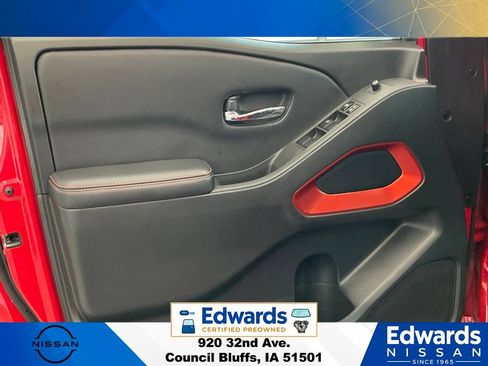 Used 2025 Nissan Frontier PRO-4X AWD/4WD image 21