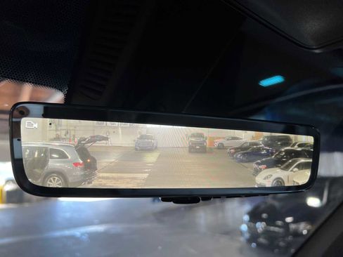 Used 2025 Mercedes-Benz Sprinter 2500 image 32