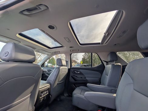 Used 2019 Chevrolet Traverse LT w/ LT Premium Package image 41