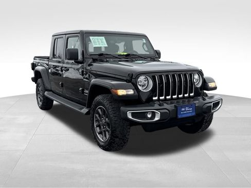 Used 2020 Jeep Gladiator Overland image 4