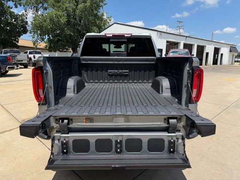 New 2026 GMC Sierra 1500 SLT w/ SLT Premium Plus Package AWD/4WD image 34
