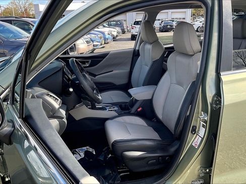 Used 2019 Subaru Forester Limited image 8
