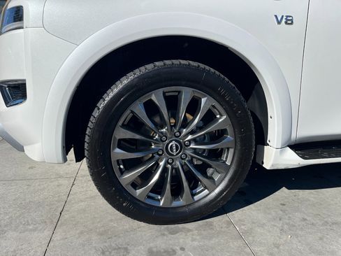Used 2022 Nissan Armada Platinum w/ Captain's Chairs Package image 33