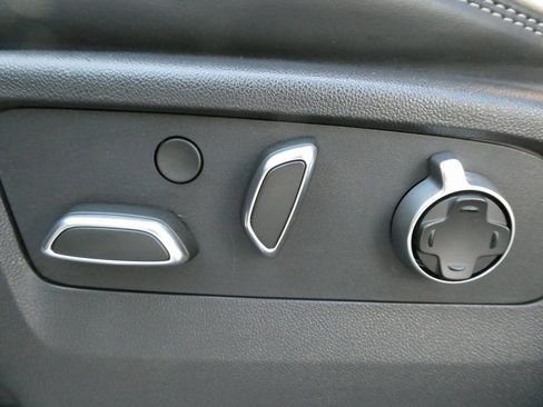 Certified 2024 GMC Sierra 1500 Denali Ultimate image 26