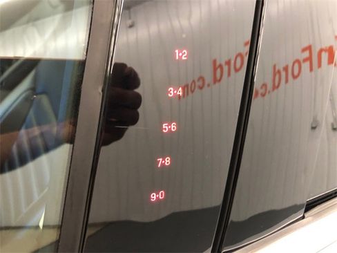 Used 2022 Ford Edge SEL w/ Convenience Package image 14