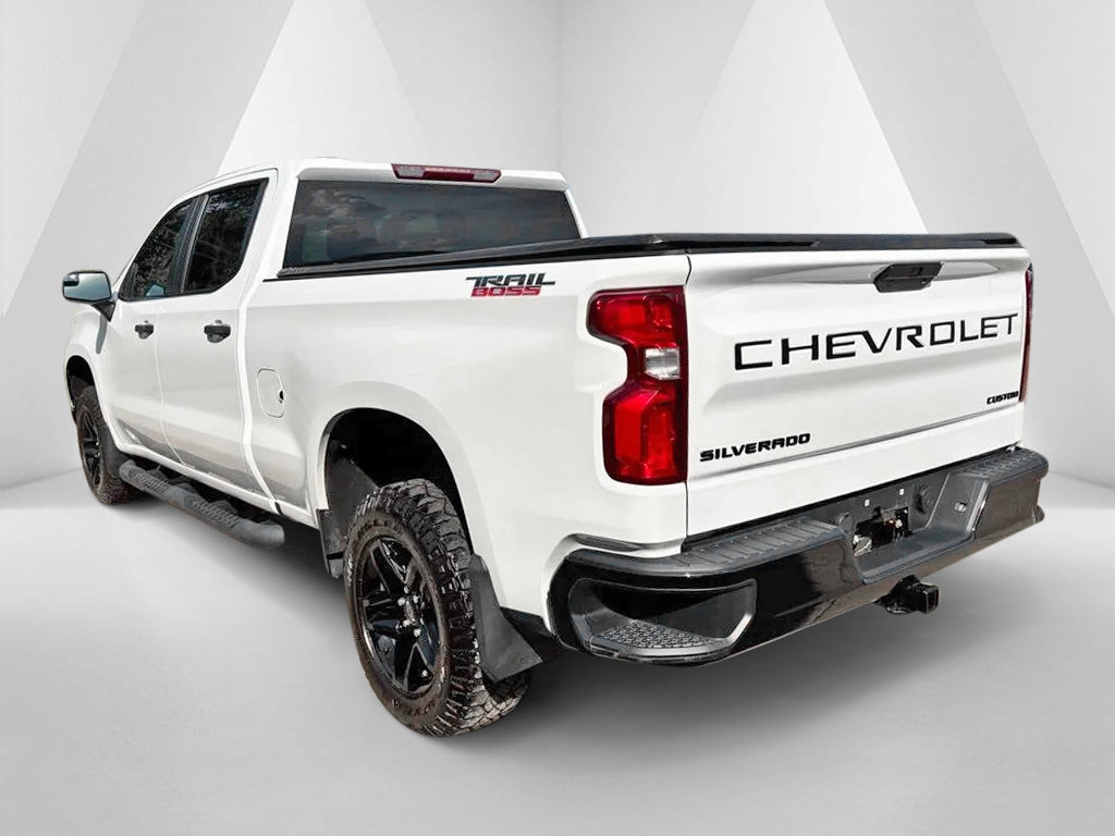 Used 2022 Chevrolet Silverado 1500 Custom Trail Boss w/ LPO, Dark Essentials Package AWD/4WD image 6