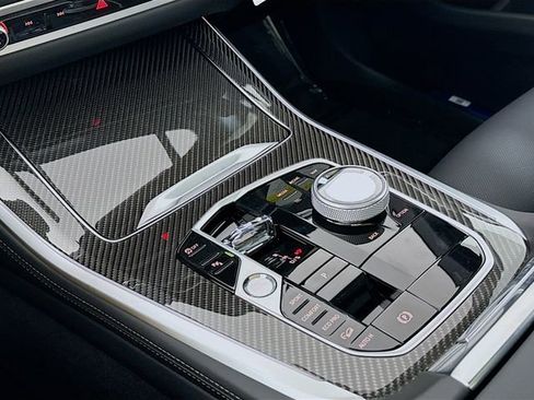 New 2026 BMW X5 M60i image 17