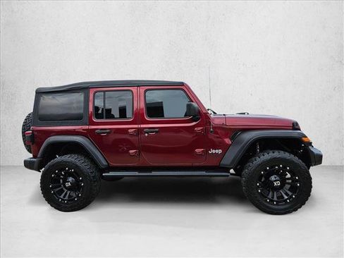 Used 2021 Jeep Wrangler Unlimited Sport image 4
