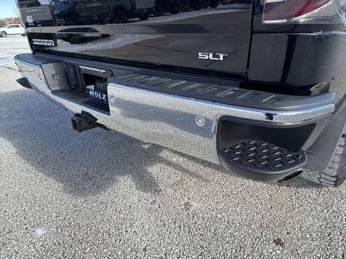 Used 2017 GMC Sierra 1500 SLT image 4