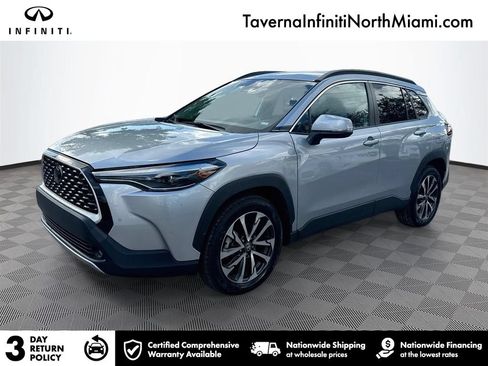 Used 2024 Toyota Corolla Cross XLE AWD/4WD image 1