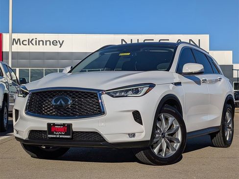 Used 2022 INFINITI QX50 Luxe image 2