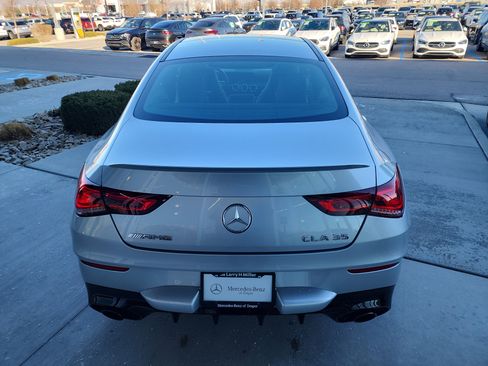 Certified 2022 Mercedes-Benz CLA 35 AMG 4MATIC image 6