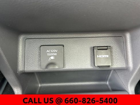 Used 2024 Toyota Sienna Limited AWD/4WD image 14