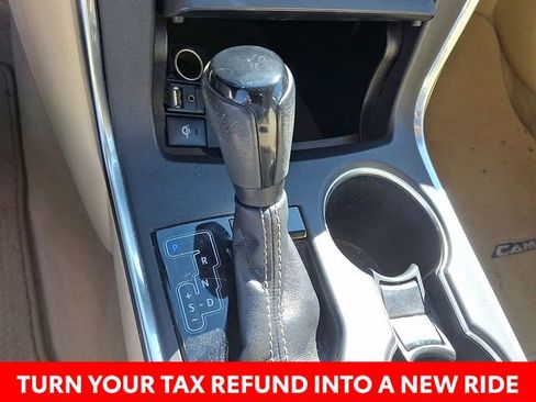 Used 2017 Toyota Camry XLE w/ Moonroof Package image 16