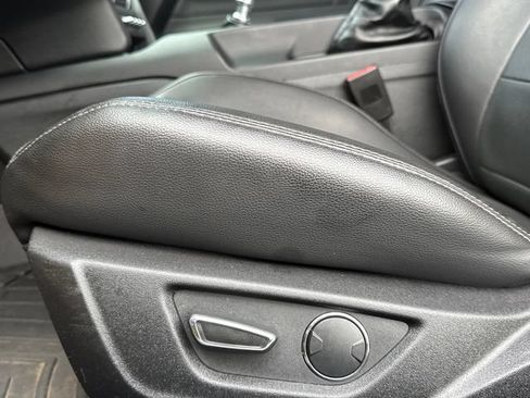 Used 2018 Ford Mustang Premium w/ Enhanced Security Package RWD image 14