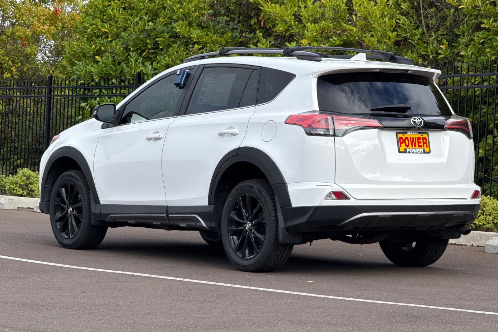 Used 2018 Toyota RAV4 Adventure FWD image 6