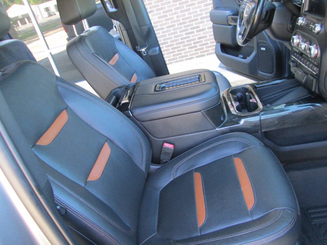 Used 2020 GMC Sierra 1500 AT4 w/ AT4 Premium Package AWD/4WD image 44