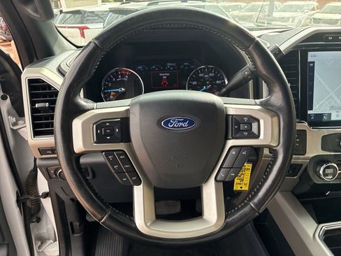 Certified 2022 Ford F250 Lariat w/ Lariat Value Package image 33