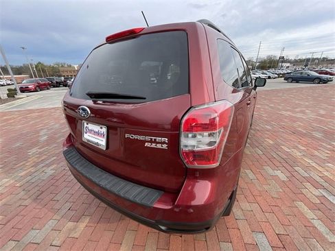 Used 2015 Subaru Forester 2.5i Premium w/ All-Weather Package image 35