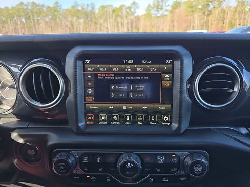 Used 2023 Jeep Wrangler Unlimited Rubicon 392 image 26