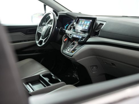 Used 2018 Honda Odyssey EX-L image 53