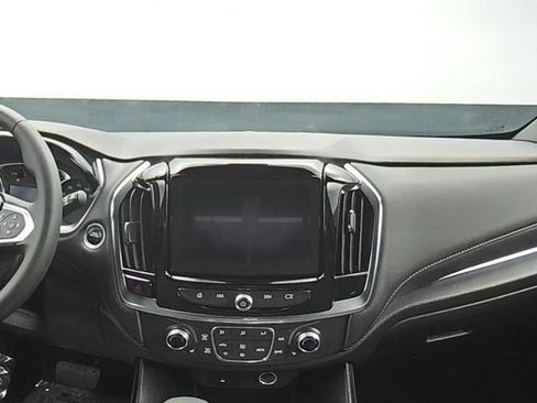 Used 2023 Chevrolet Traverse LT AWD/4WD image 23