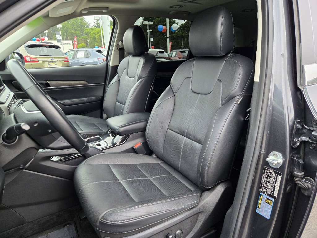 Used 2020 Kia Telluride EX w/ EX Premium Package AWD/4WD image 16