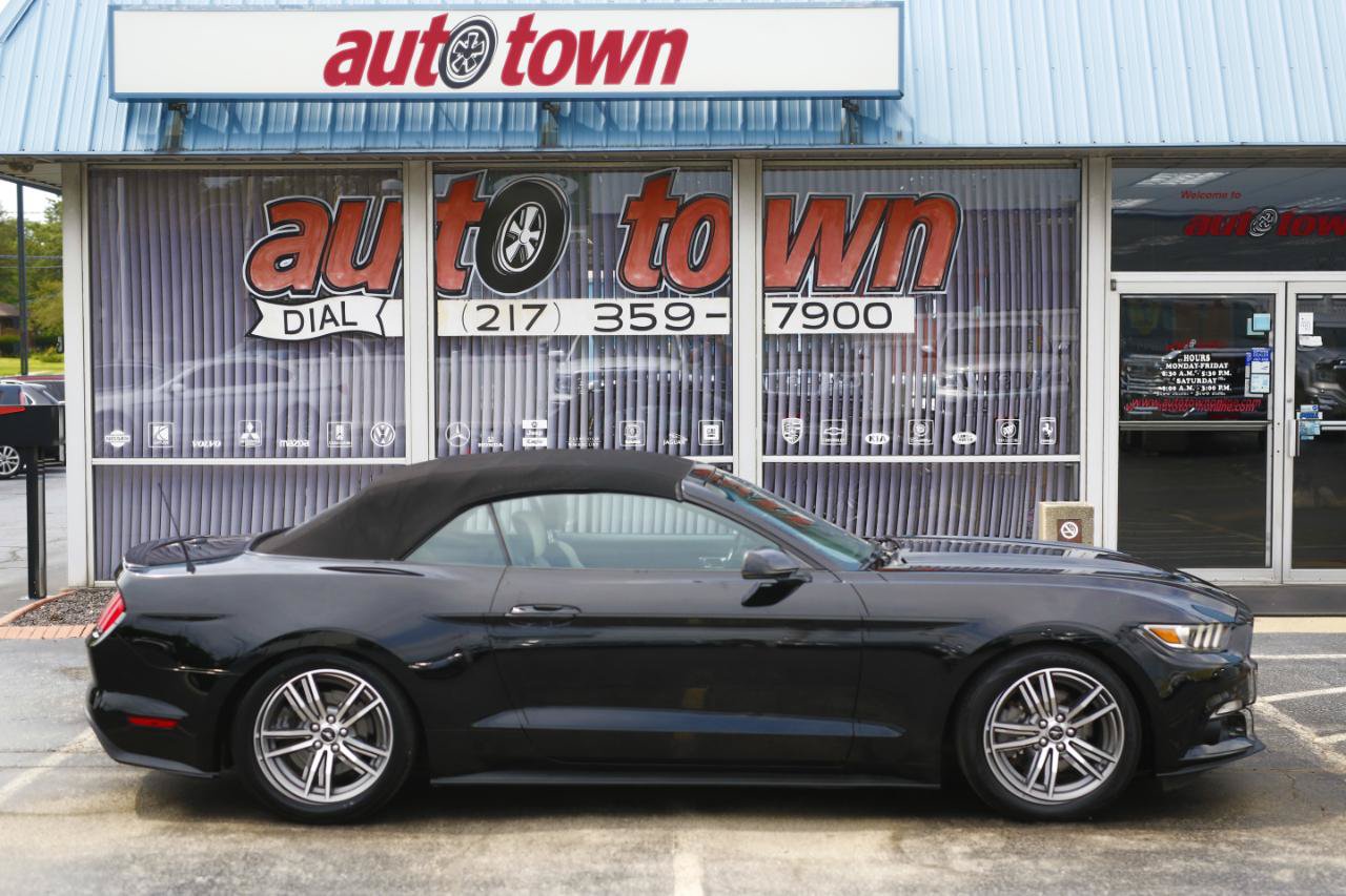 Used 2016 Ford Mustang Premium RWD image 20