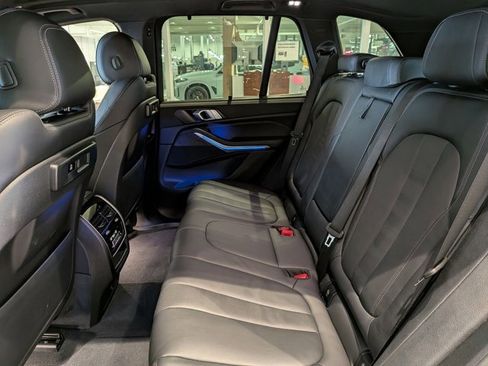 Used 2022 BMW X5 sDrive40i w/ M Sport Package image 13