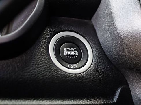 Used 2022 RAM 3500 Tradesman w/ Chrome Appearance Group AWD/4WD image 44