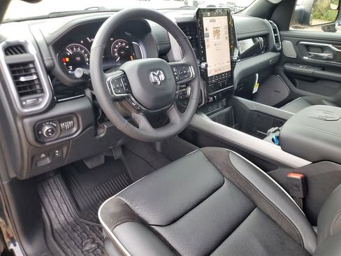 New 2026 RAM 1500 Laramie AWD/4WD image 18