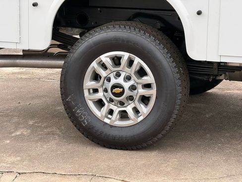 New 2026 Chevrolet Silverado 2500 W/T w/ WT Convenience Package AWD/4WD image 11