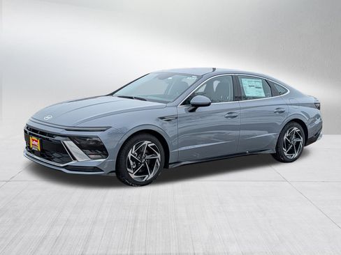 New 2026 Hyundai Sonata SEL image 2