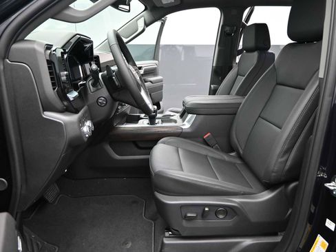 New 2026 GMC Sierra 1500 SLT w/ SLT Premium Package image 16