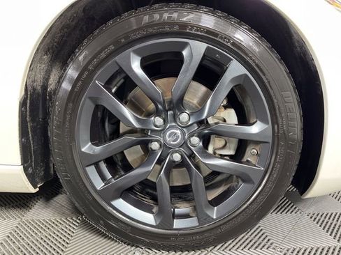 Used 2020 Nissan 370Z Coupe image 14
