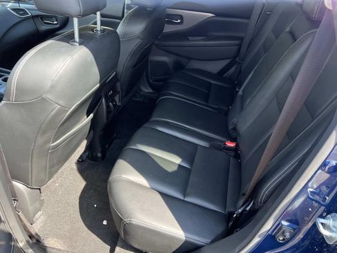 Used 2022 Nissan Murano SV AWD/4WD image 11