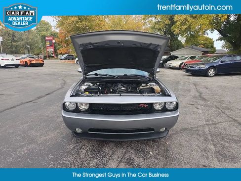 Used 2014 Dodge Challenger R/T Plus image 9