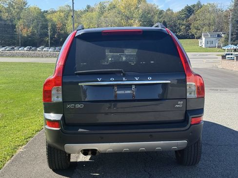 Used 2010 Volvo XC90 3.2 image 7