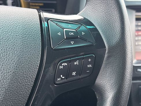 Used 2016 Ford Explorer XLT w/ Equipment Group 202A image 24