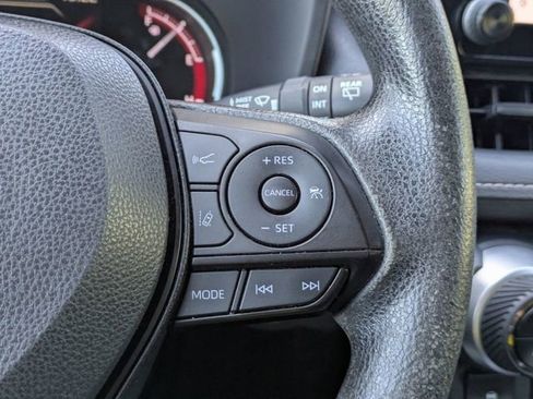 Used 2023 Toyota RAV4 XLE image 27