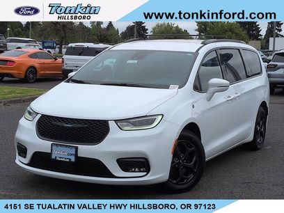 Used 2021 Chrysler Pacifica Touring w/ S Appearance Package