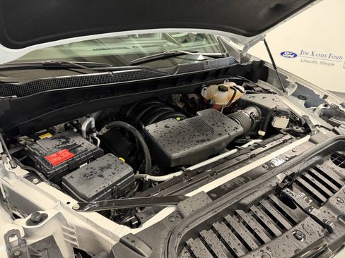 Used 2024 Chevrolet Silverado 1500 High Country w/ High Country Premium Package image 32