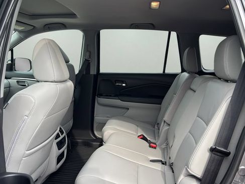 Used 2017 Honda Pilot EX-L image 14