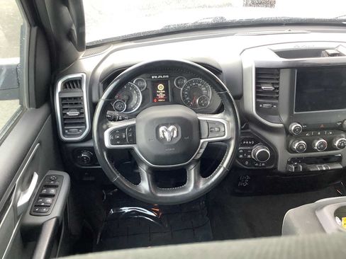 Used 2023 RAM 1500 Big Horn AWD/4WD image 9