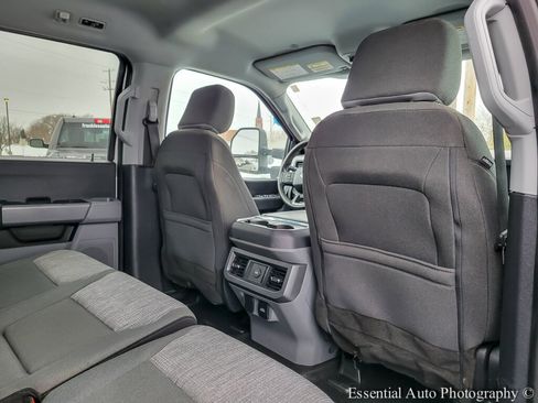 Used 2023 Ford F250 XLT image 27