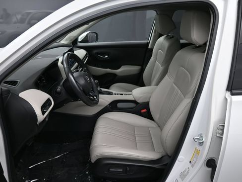 Certified 2024 Honda HR-V EX-L image 19